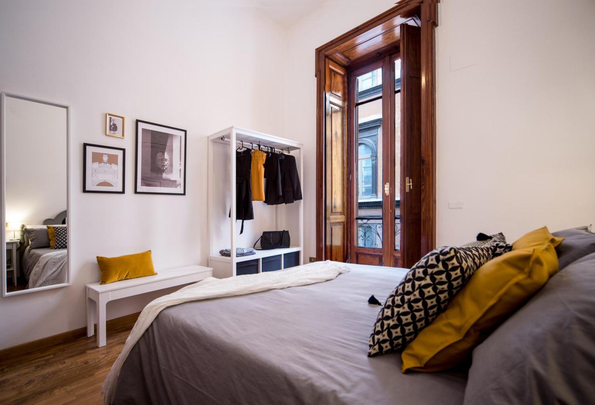 Gocce Villas - Casa Frangio Modern Apartment Historical Centre Наполи Екстериор снимка